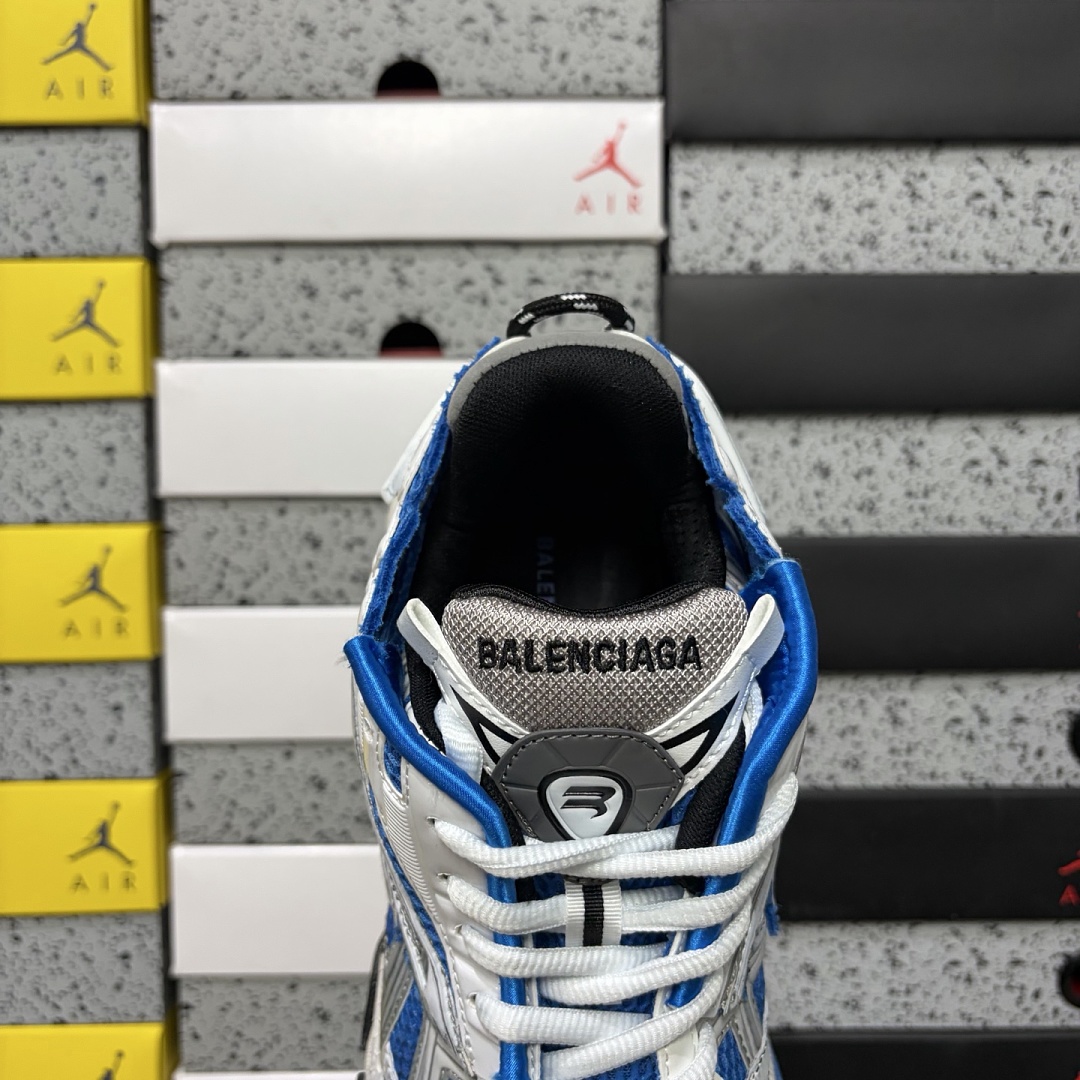 Balenciaga BLCG Runner 7.0 - Image 6