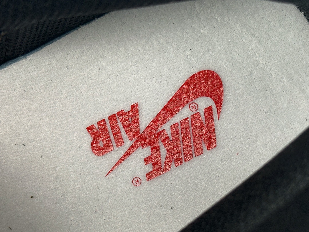Chanel Travis Scott X Jordan Air 1 High Og Ts Sp - Image 4