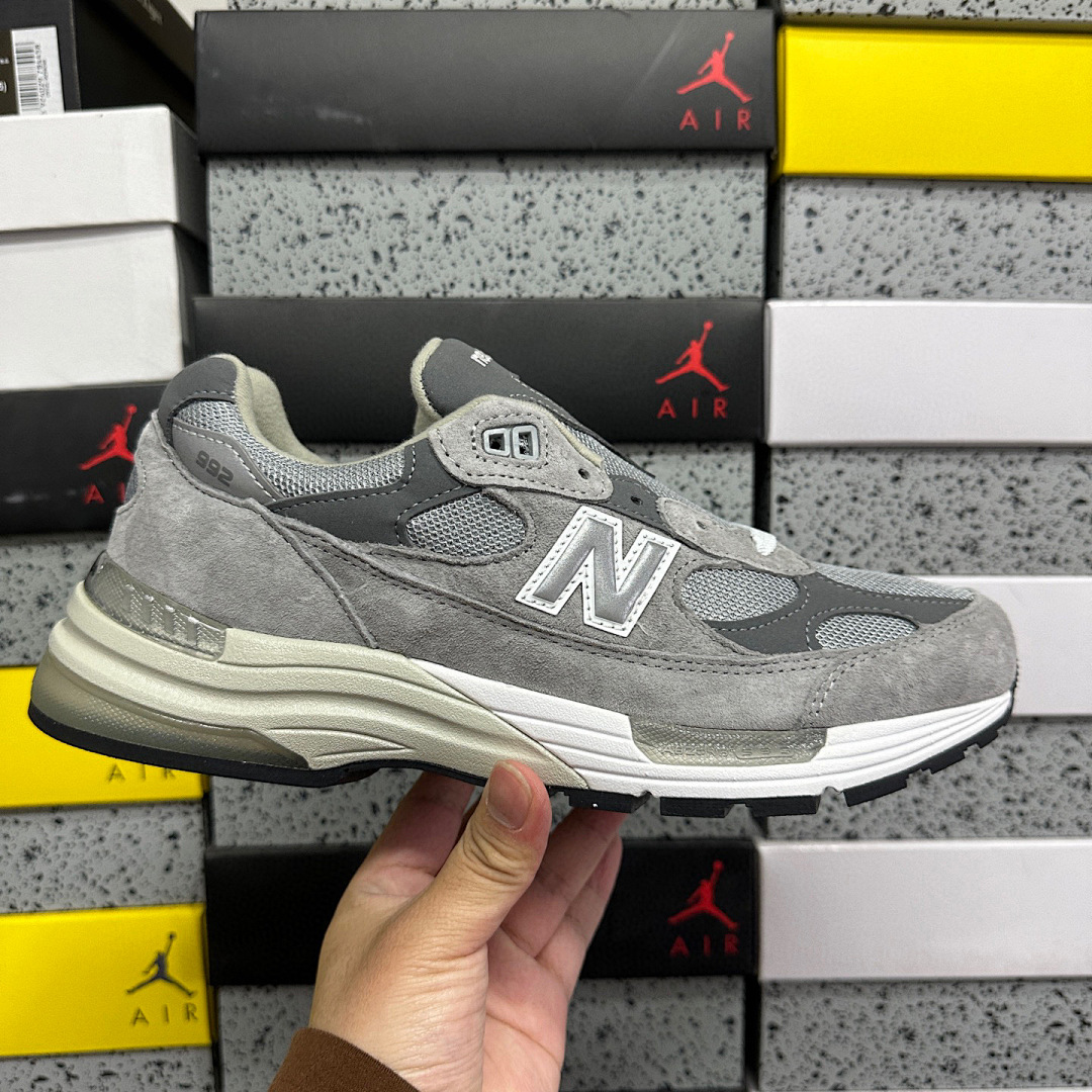 New Balance 992 (Grey) - Image 10