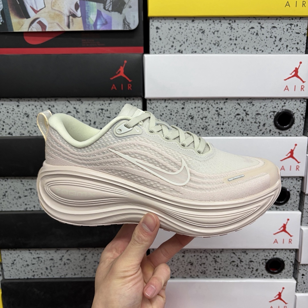 Nike Vomero Plus Silt (Red) - Image 8