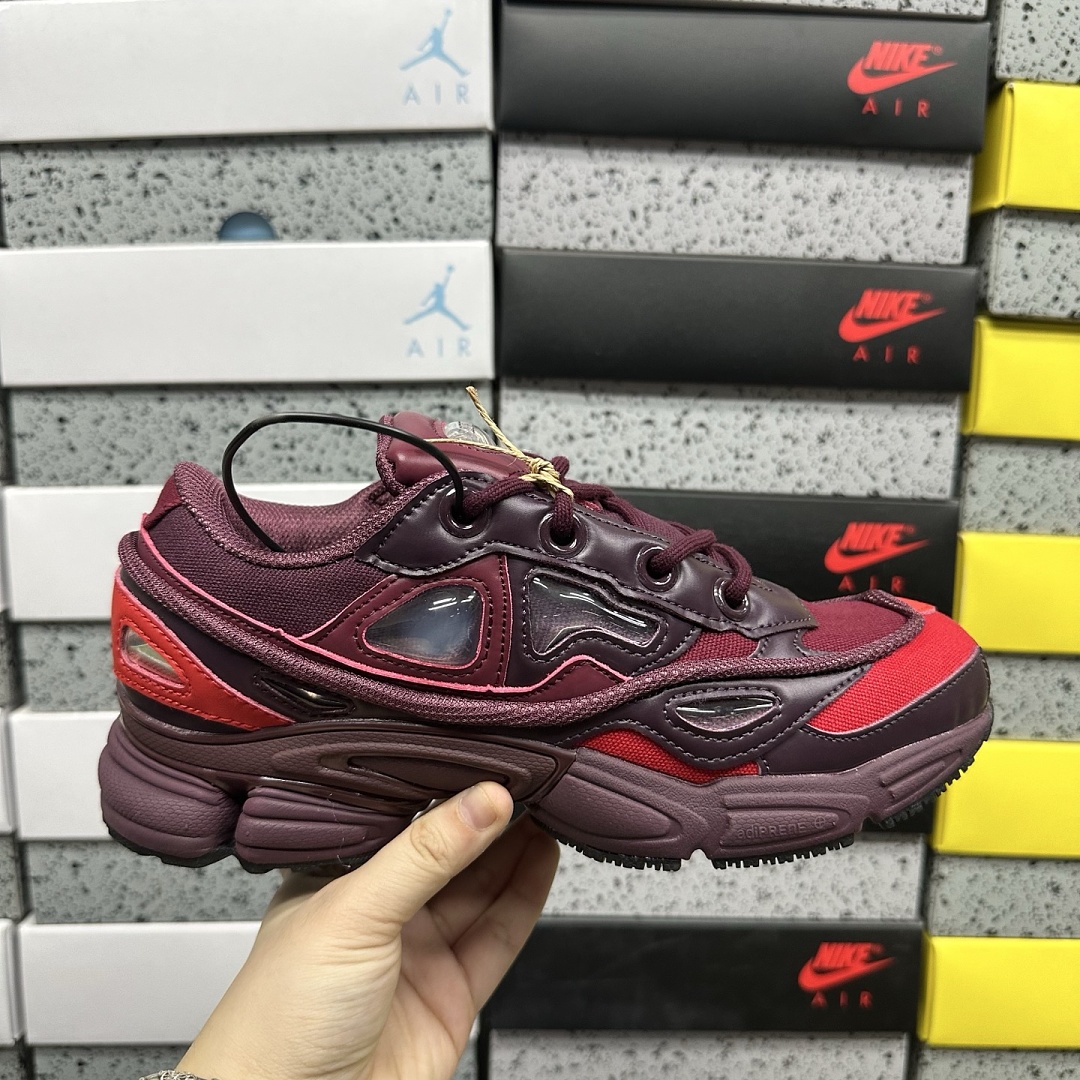 On Running Ozweego 3 Raf Simons Burgundy - Image 5