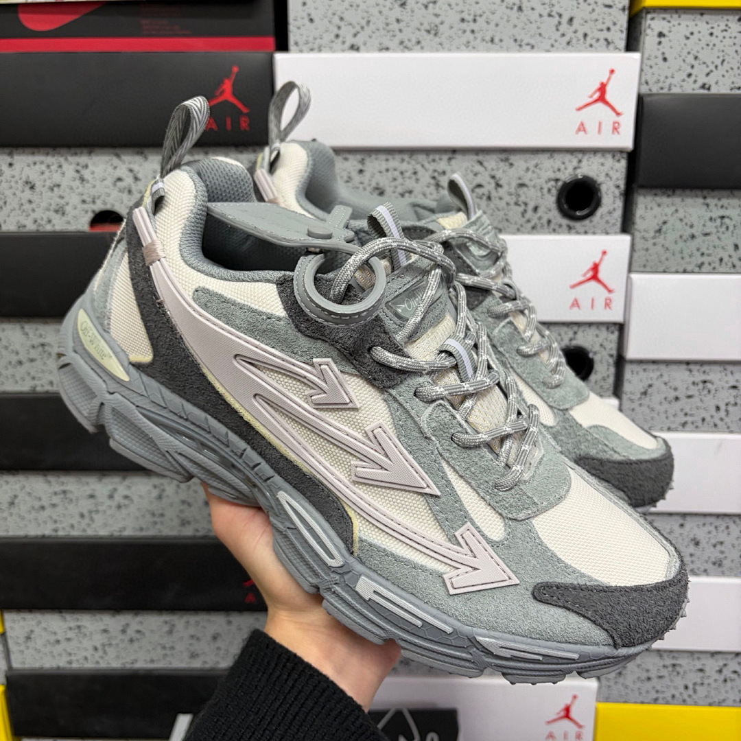 Off-White Be Right Back - Image 2