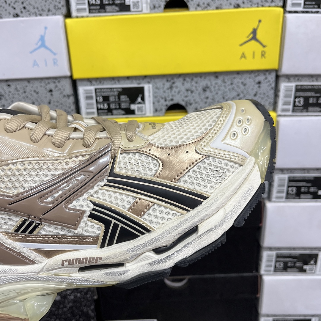 Balenciaga BLCG Runner 7.0 - Image 2