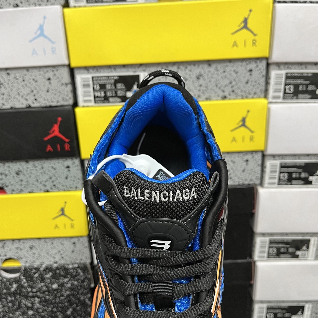 Balenciaga BLCG Runner 7.0 - Image 7