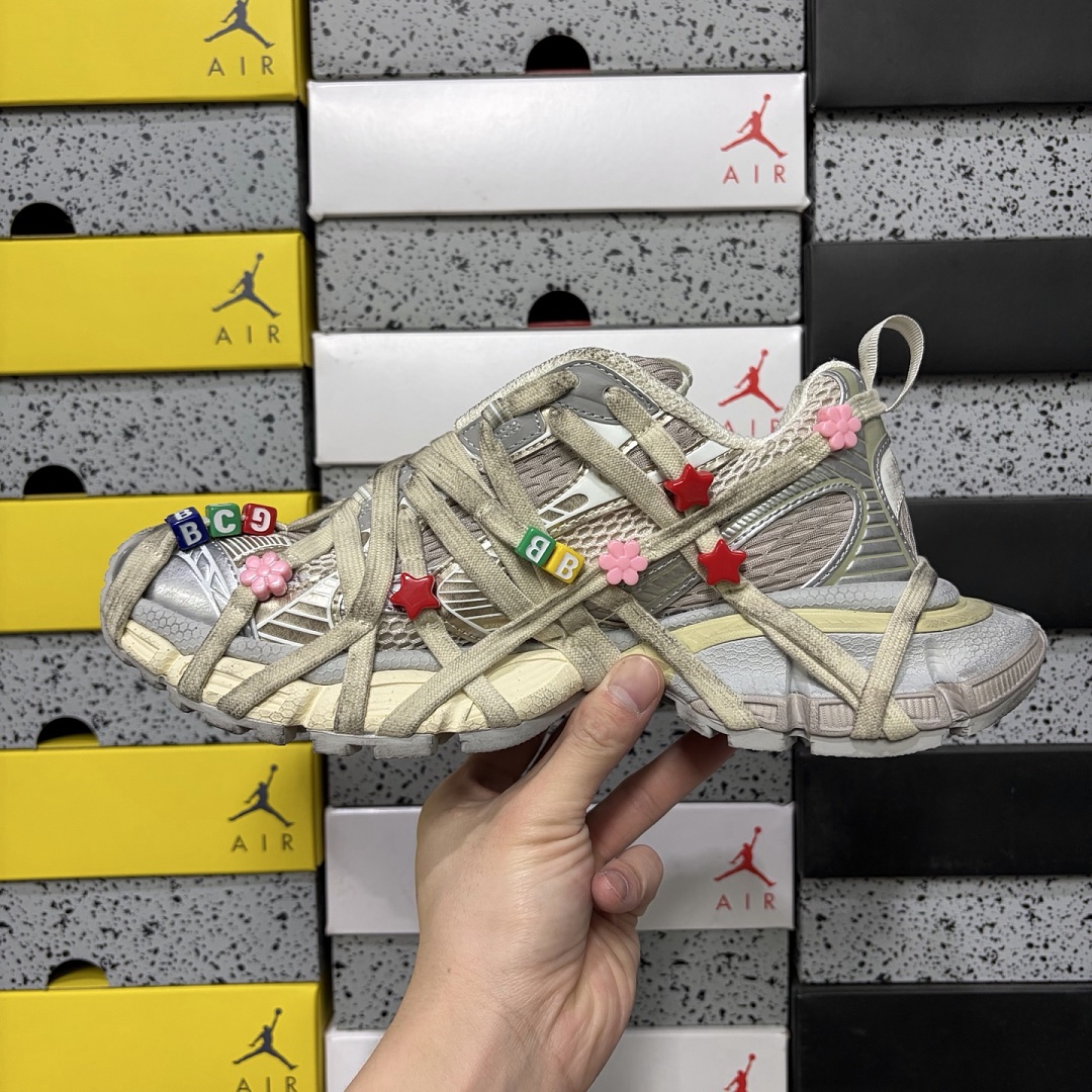 Balenciaga BLCG 3Xl - Image 9