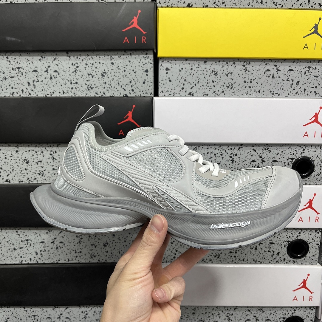 Balenciaga Circuit - Image 30
