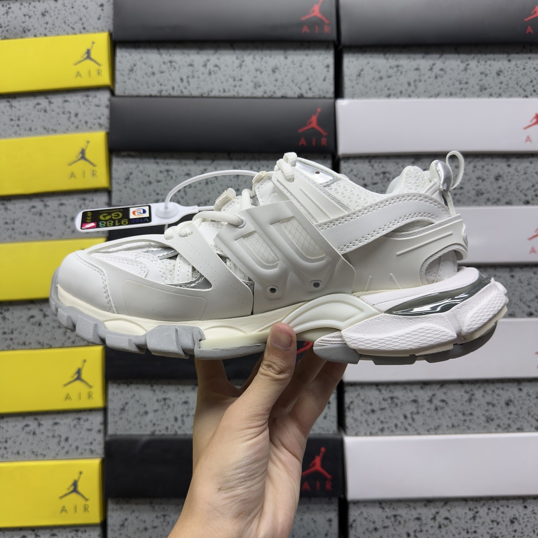 Balenciaga BLCG Track 9081 (White) - Image 7