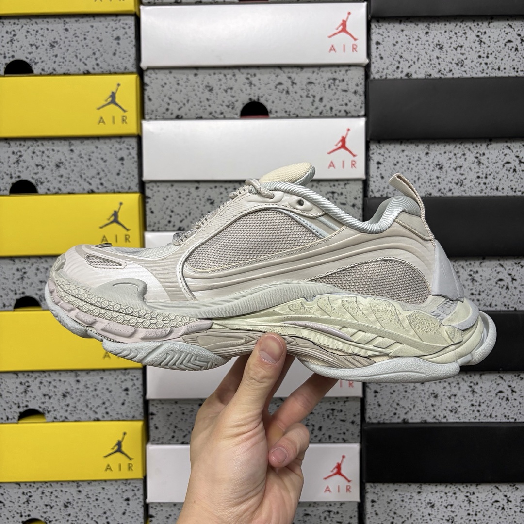 Balenciaga Triple S 2 - Image 8