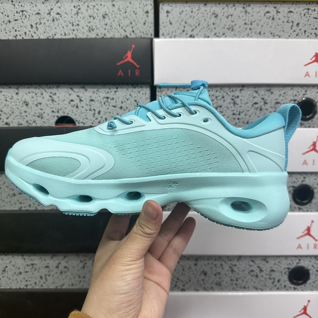 On Running Cloudsolo LOEWE Turquoise - Image 10