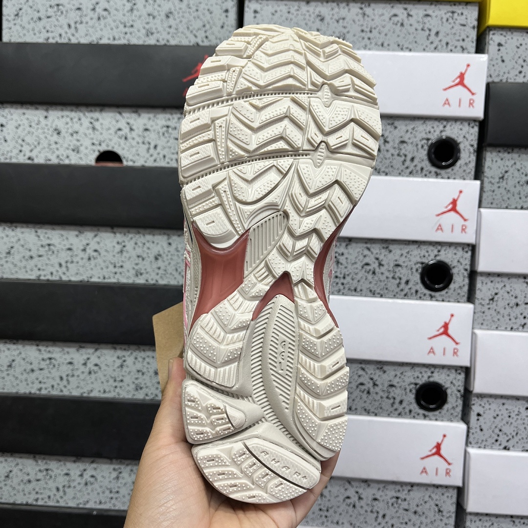 ASICS Gel-Kahana 8 1012A978-202 (White Pink) - Image 5