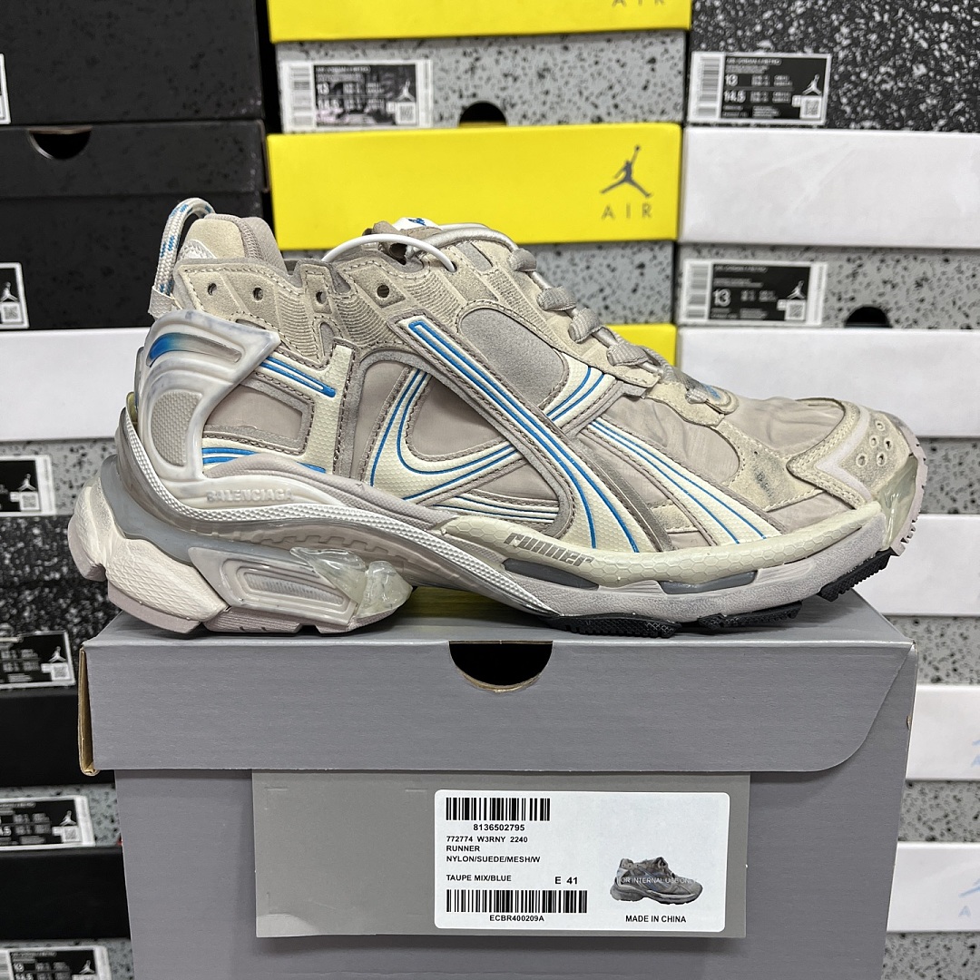 Balenciaga BLCG Runner 7.5