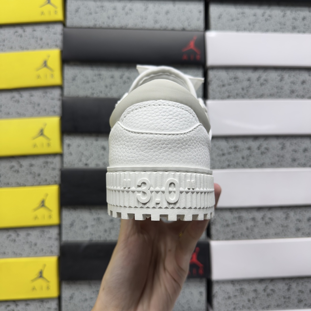 Off-White 3.0 Off Court Low - Image 9