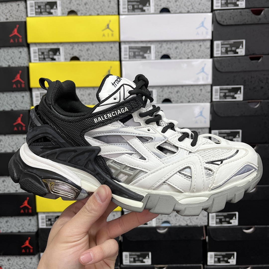 Balenciaga Track 2.0 - Image 76