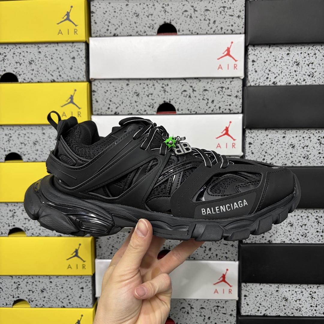 Balenciaga Track - Image 4
