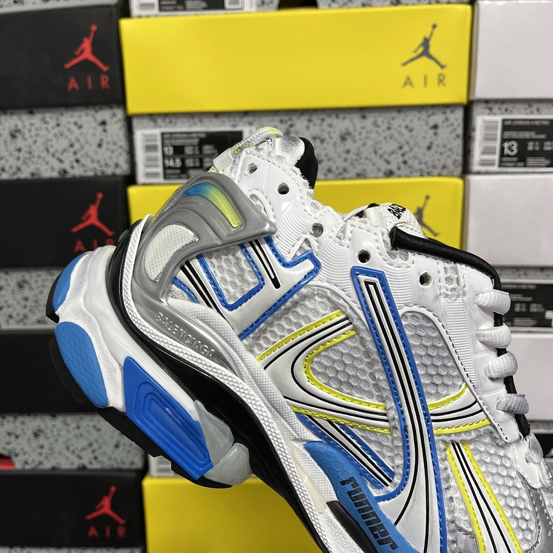Balenciaga BLCG Runner 7.5 - Image 3