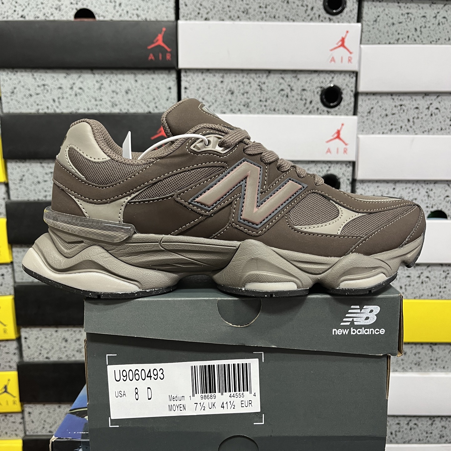 New Balance 9060 - Image 11