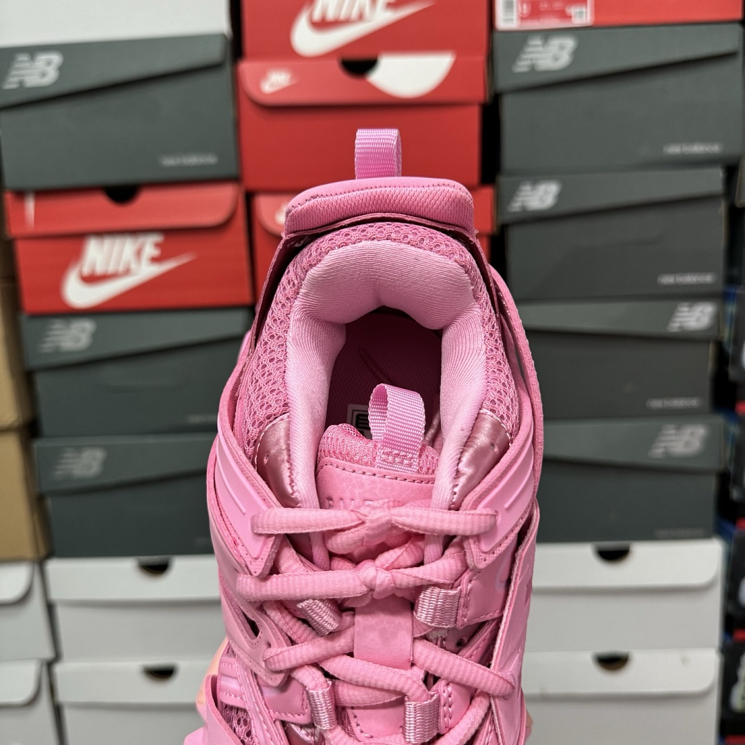 Balenciaga BLCG Track - Image 87