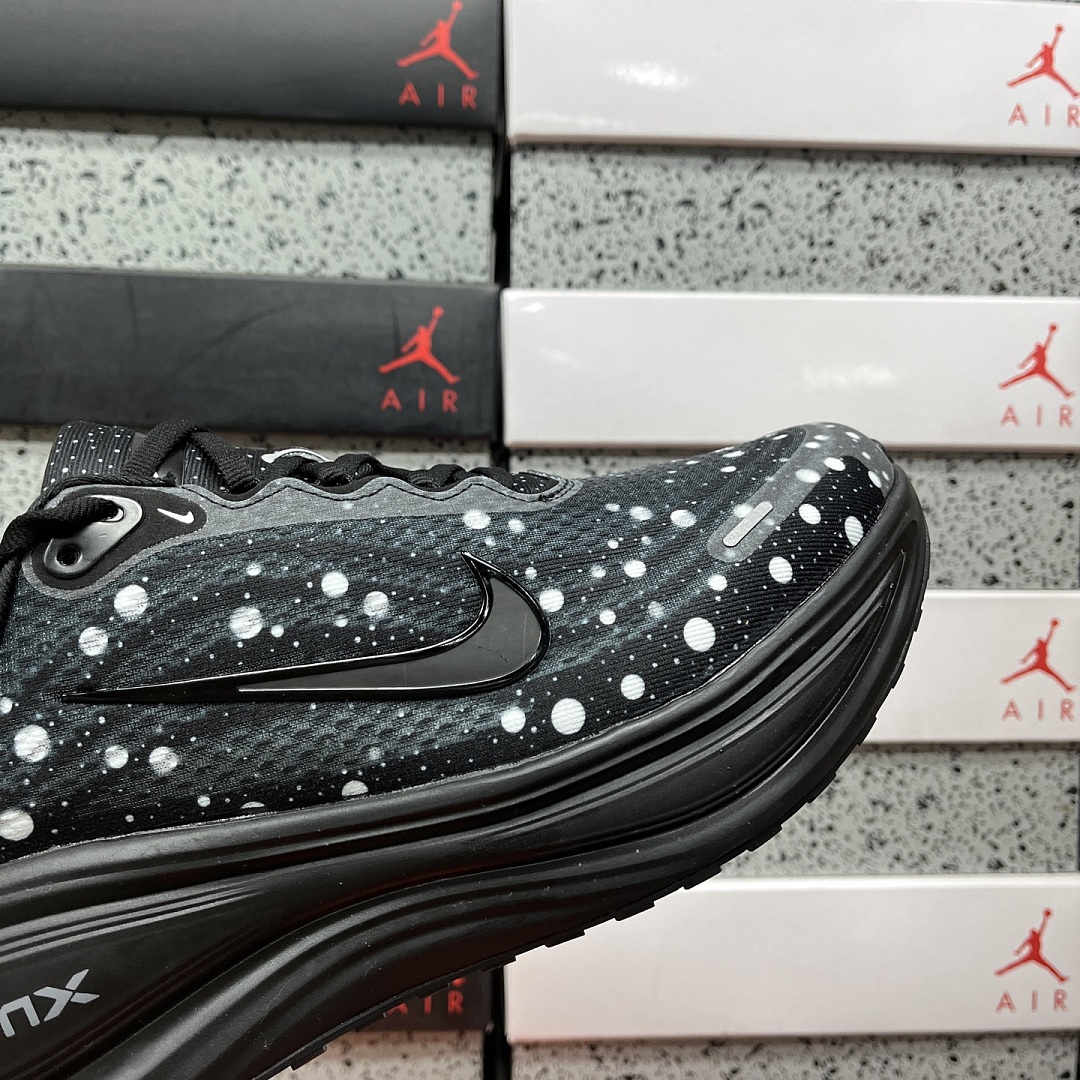 Nike Vomero Plus - Image 5