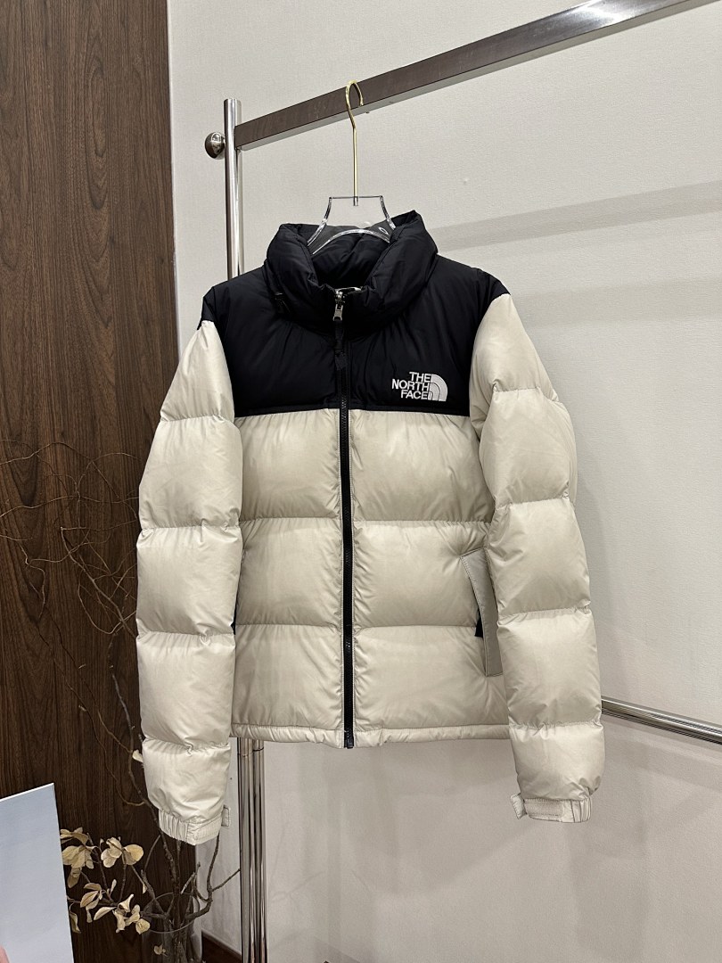 Chanel The North Face 1996 Retro Nuptse 700 Fill Packable Jacket - Image 45