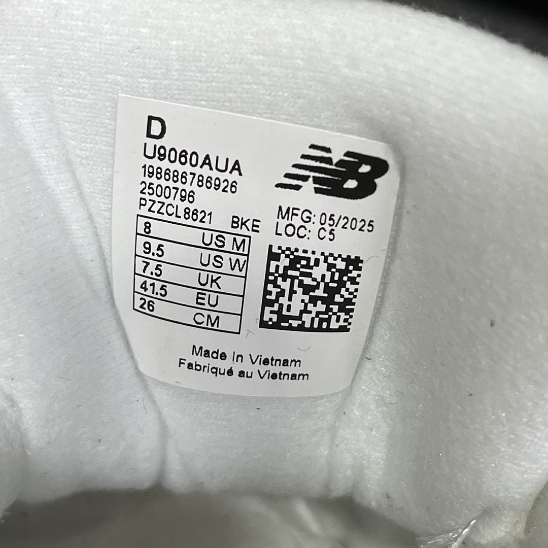 New Balance 9060 - Image 10
