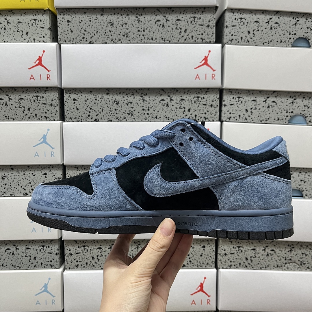 Nike SB Dunk Low Supreme 94 Ocean Fog - Image 2