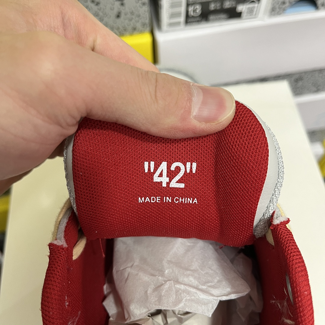 Off-White Out Of Office OOO Low Tops (Light Grey Red) - Image 5