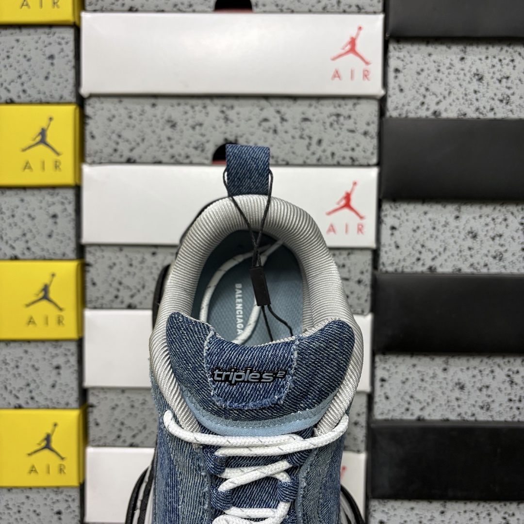 Balenciaga Triple S 2 - Image 10