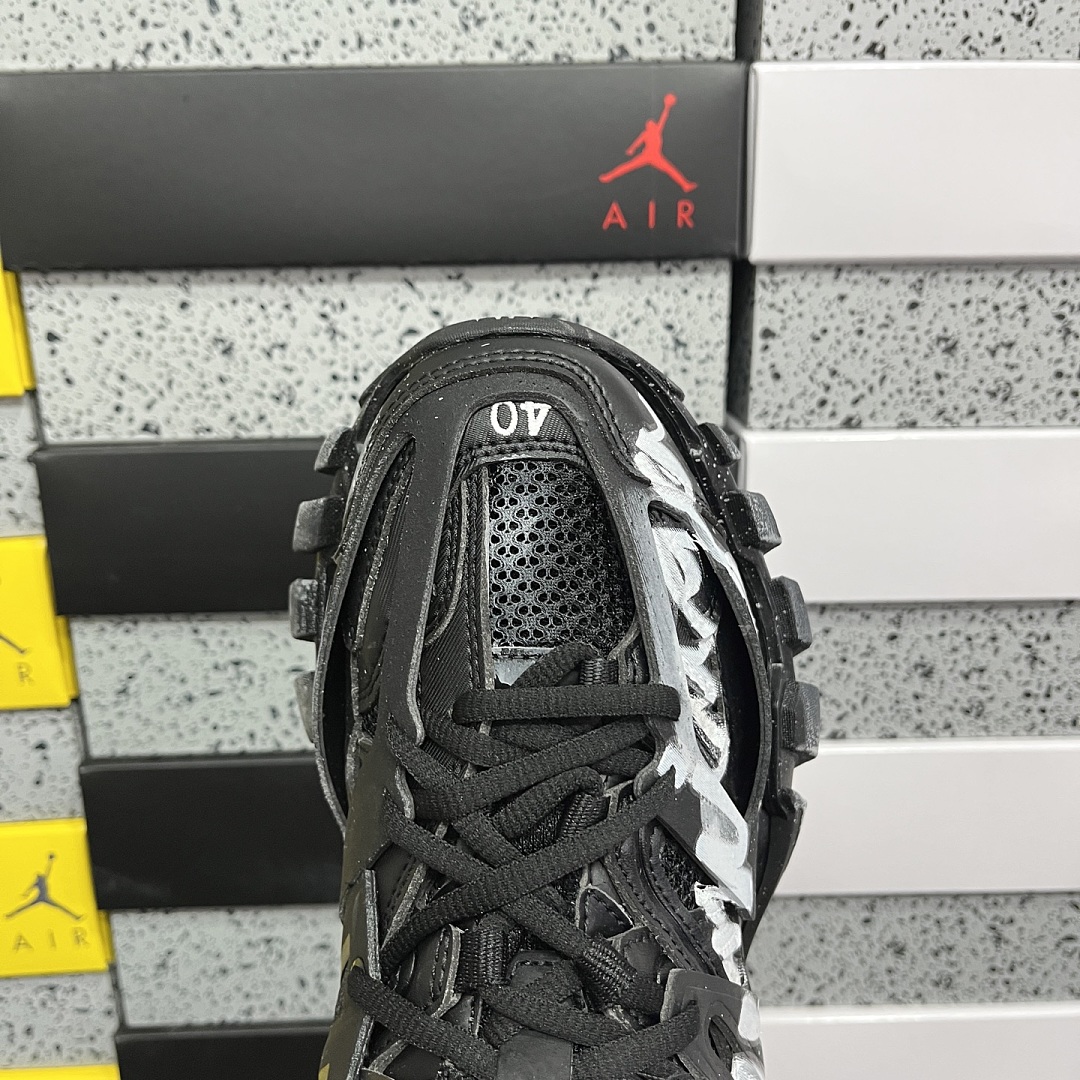 Balenciaga Track - Image 10