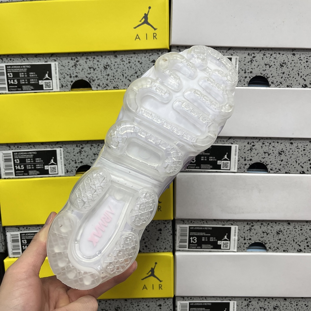 Nike Air VaporMax Plus - Image 9