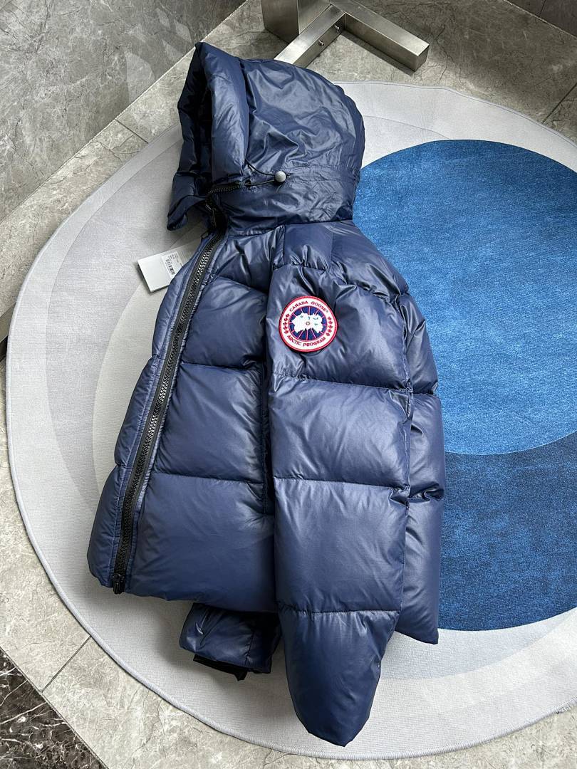 Canada Goose Crofton Puffer Jacket - Image 39