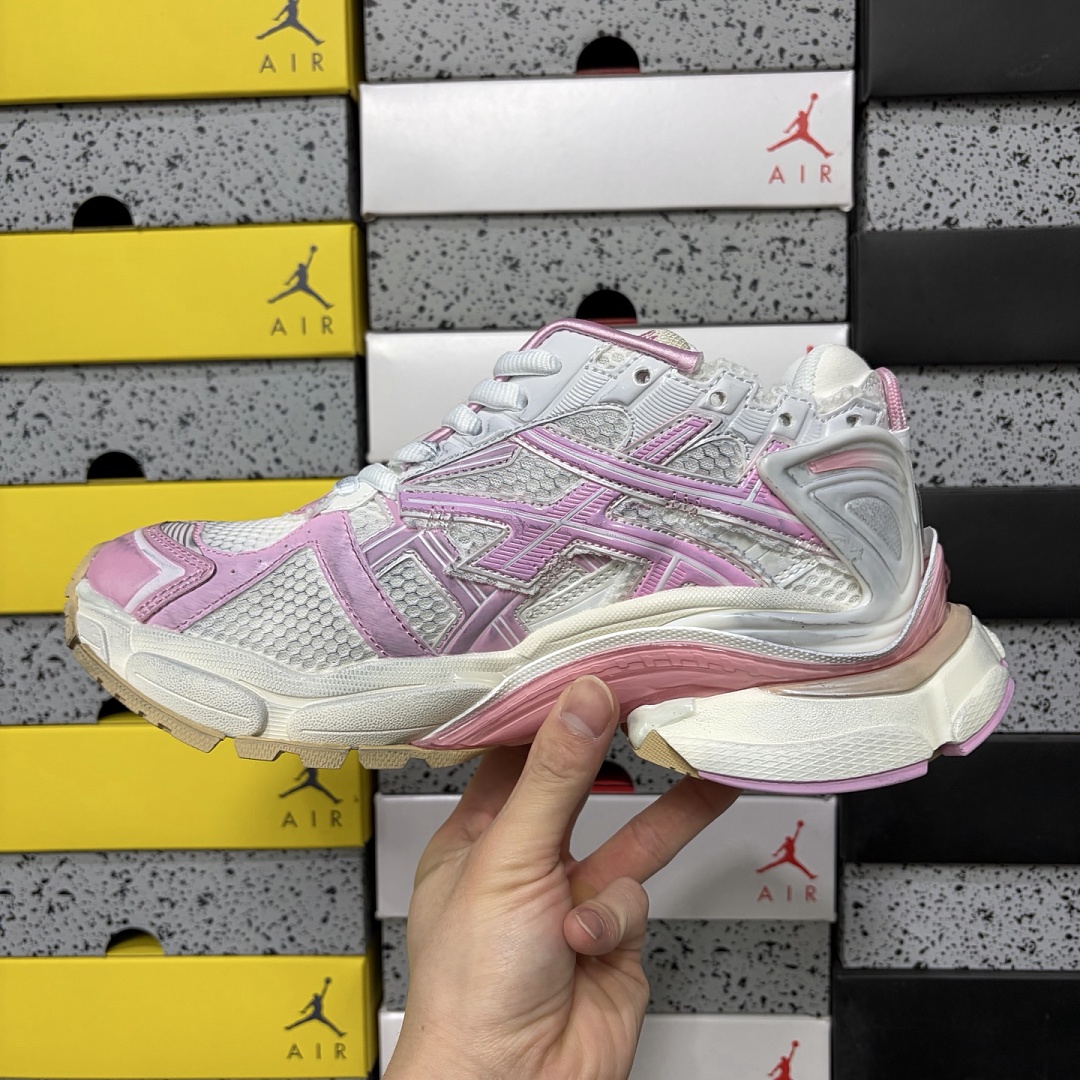Balenciaga BLCG Runner 7.0 - Image 5