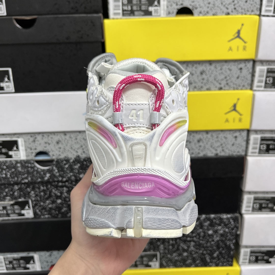 Balenciaga BLCG Runner 7.5 - Image 5