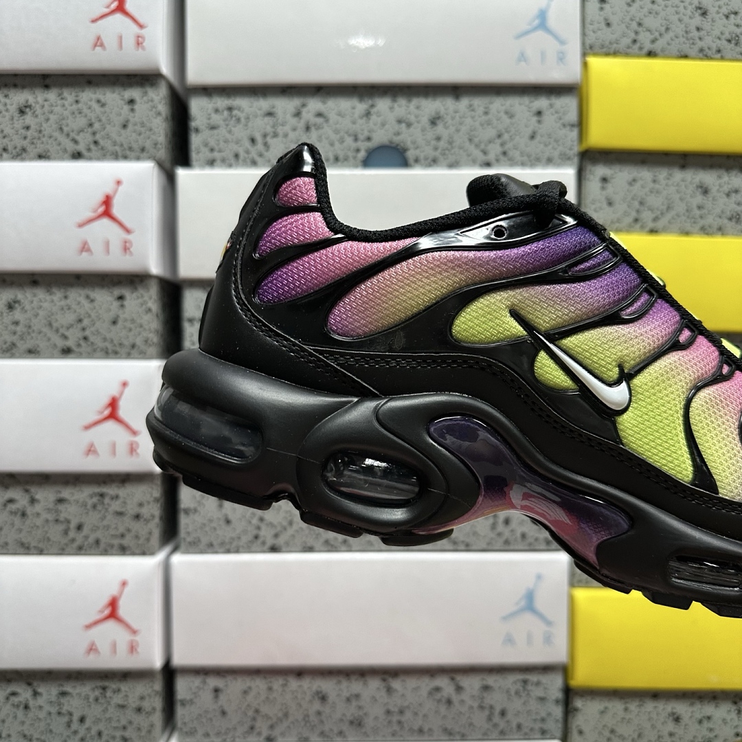 Nike Air Max Plus Northern Lights - Image 6