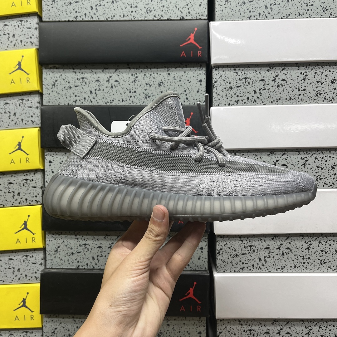 Adidas Yeezy Boost 350 V2 Space Grey 2.0 - Image 4