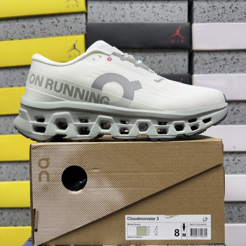 On Running Running Cloudmonster 3