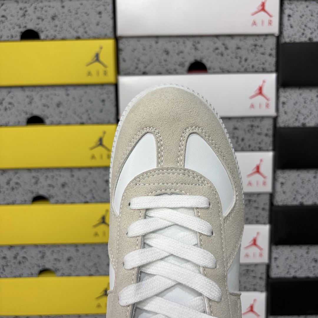 On Running Maison Margiela Replica - Image 11