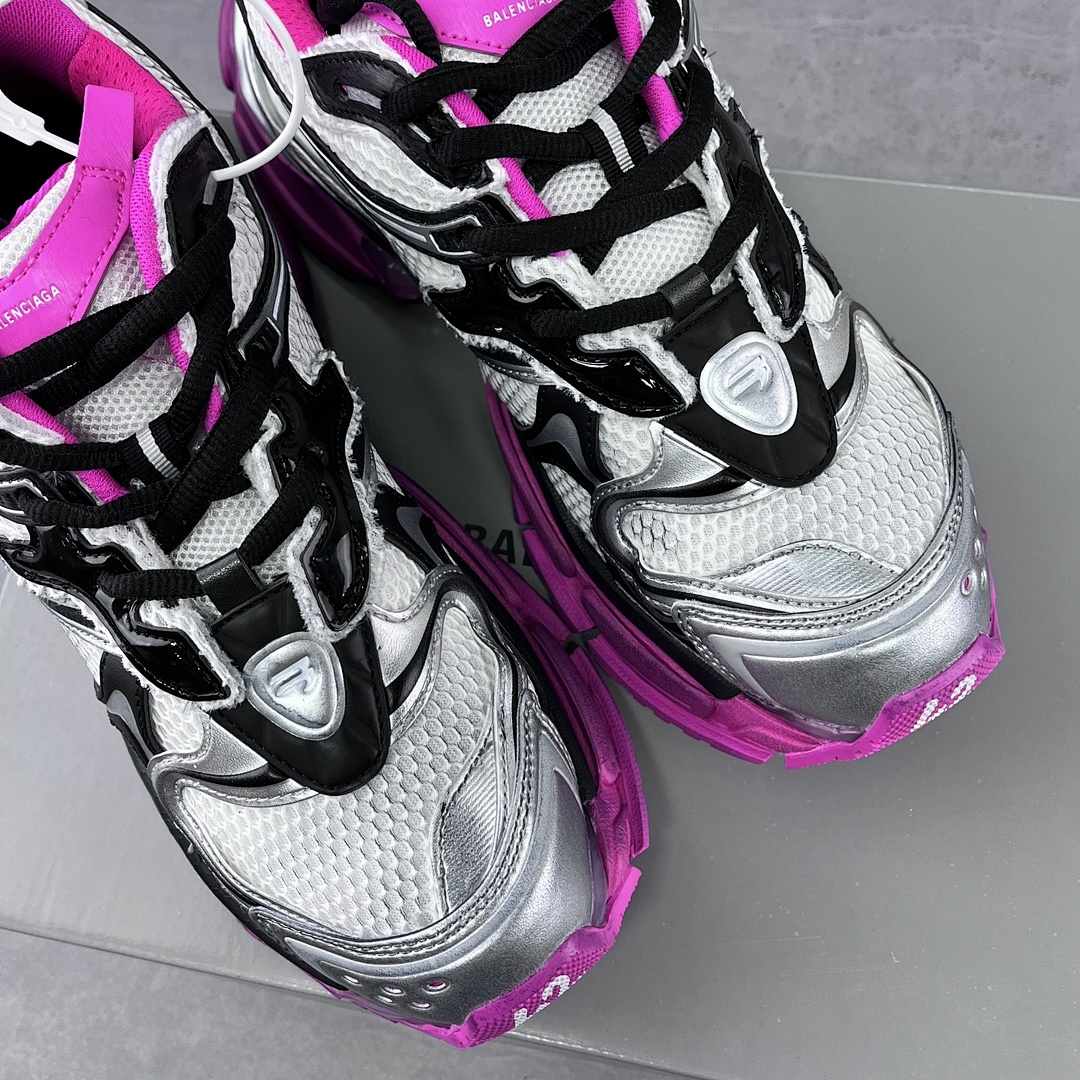 Balenciaga Runner 2.0 - Image 44