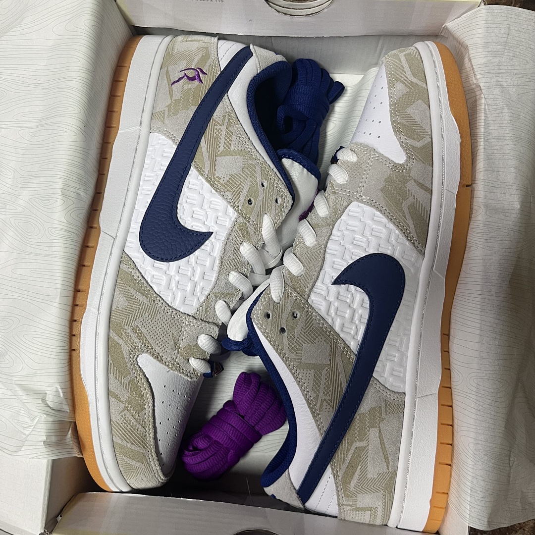 Nike SB Dunk Low Rayssa Leal - Image 13