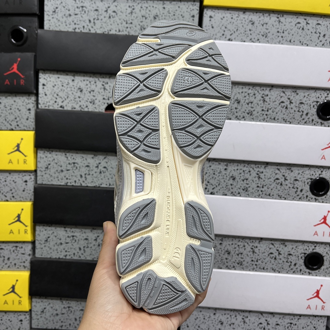 ASICS Gel-NYC Ivory (Mid Grey) - Image 9