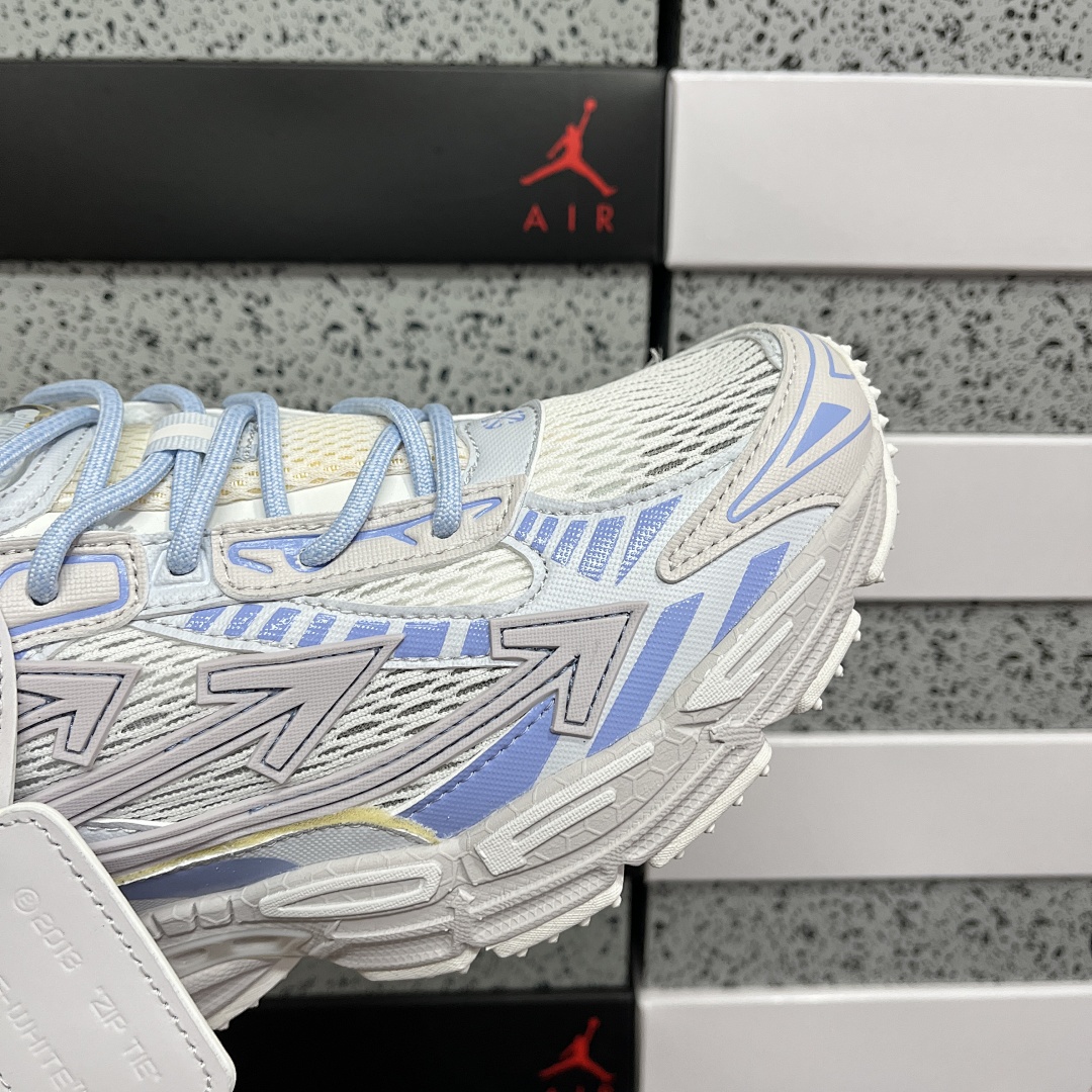 Off-White Be Right Back - Image 8