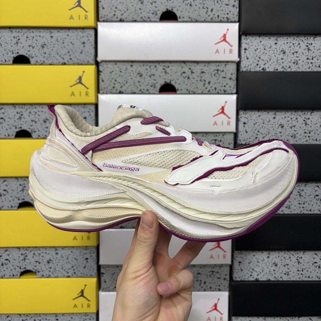 Balenciaga Jet 26 - Image 2