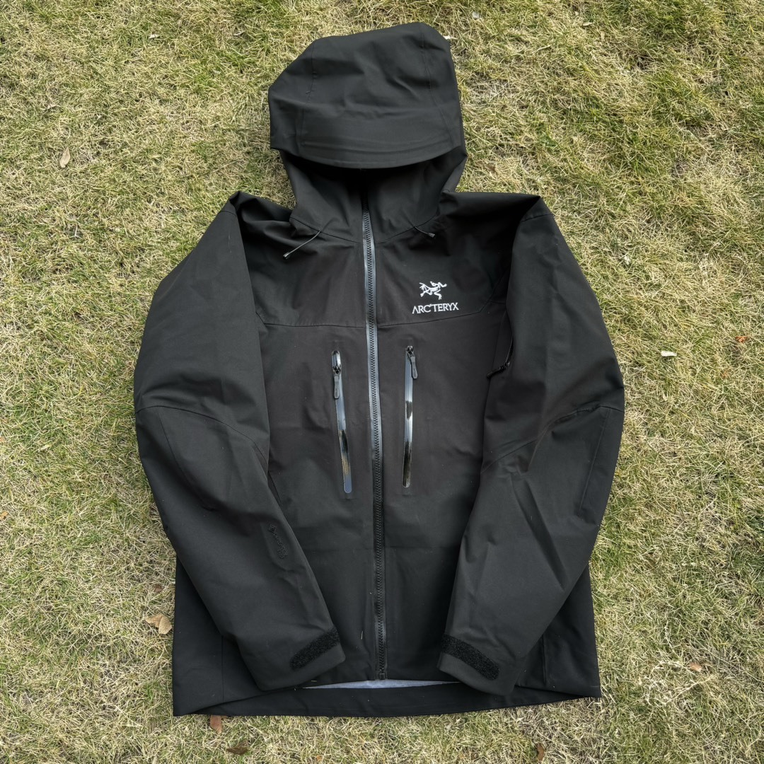 Arc'teryx Alpha Jacket 7 Gen (Black SV) - Image 21