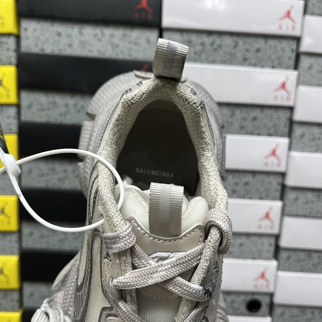 Balenciaga BLCG 3Xl - Image 103