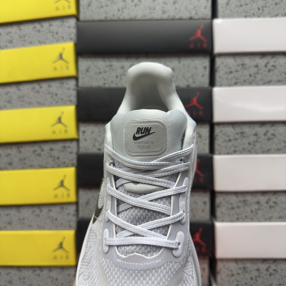 Nike Vomero Premium Off-White Grey Fog Dark Obsidian - Image 9