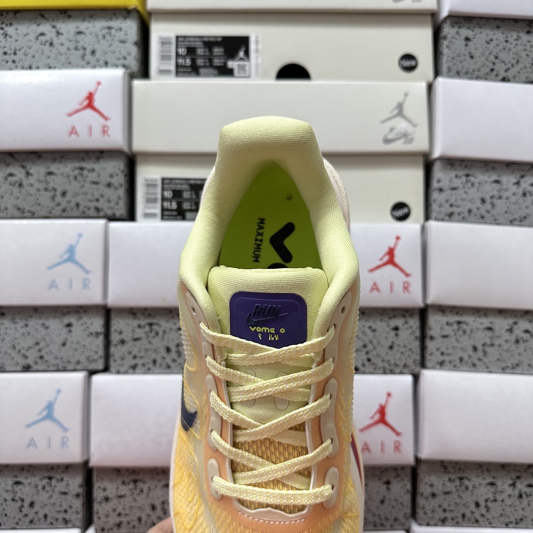 Nike Vomero Premium Alabaster HQ2050-701 - Image 6