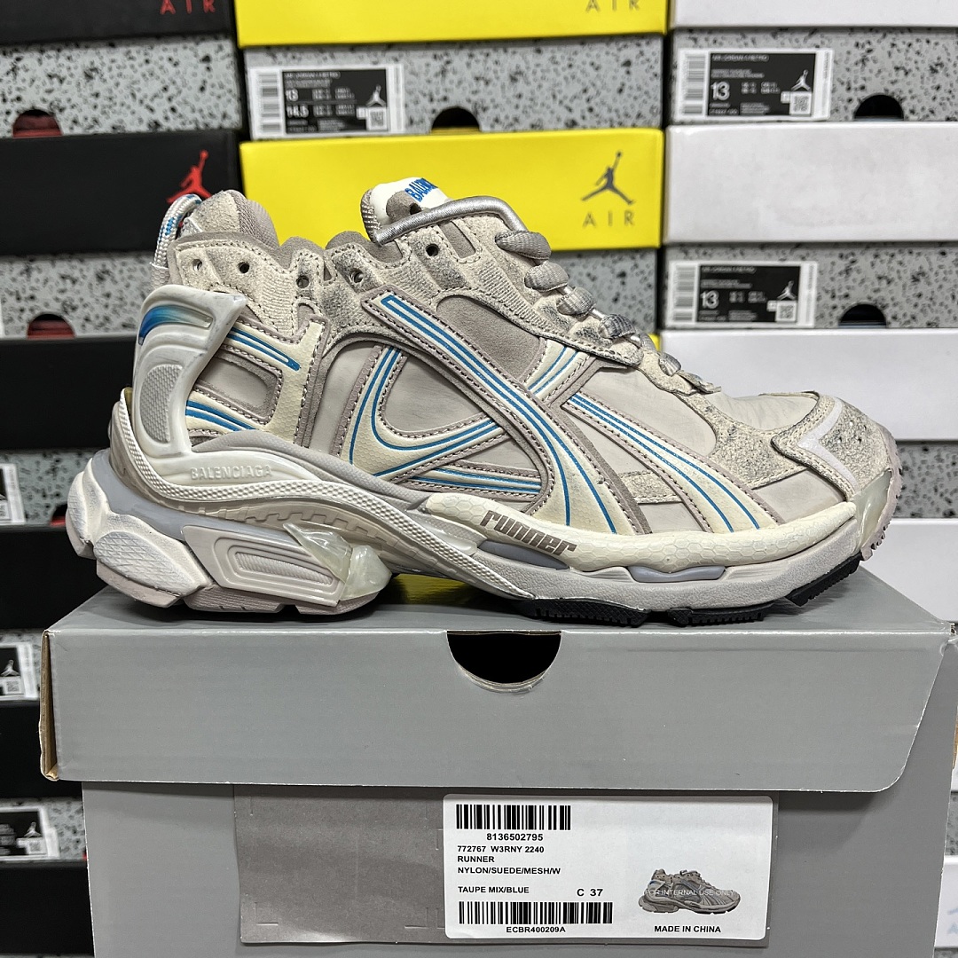 Balenciaga BLCG Runner 7.5