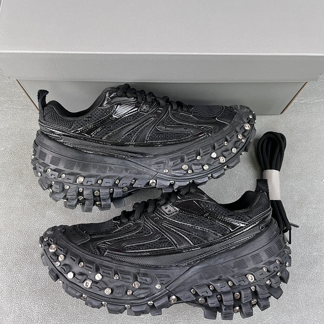 Balenciaga Defender - Image 67