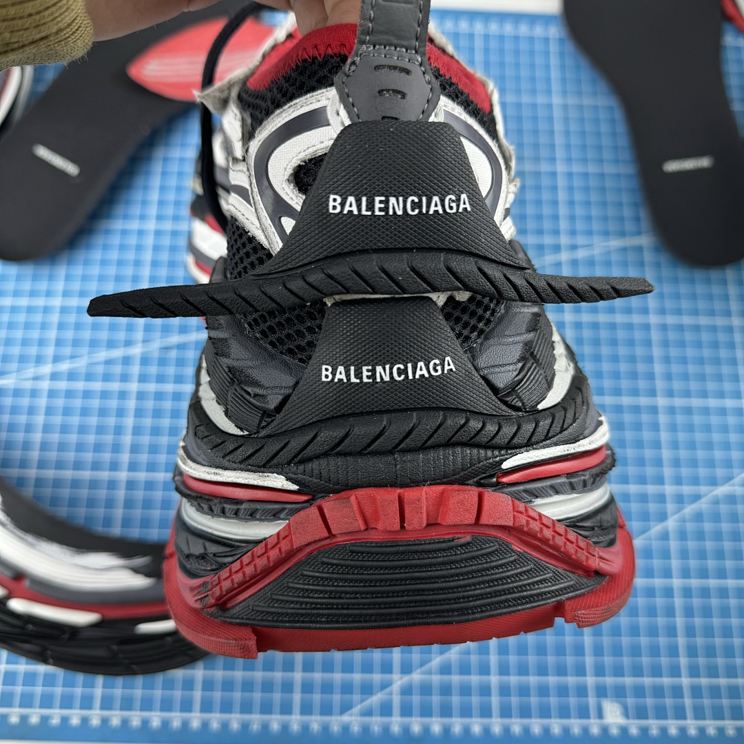 Balenciaga BLCG Platform/W Sneaker 17 Gen - Image 15