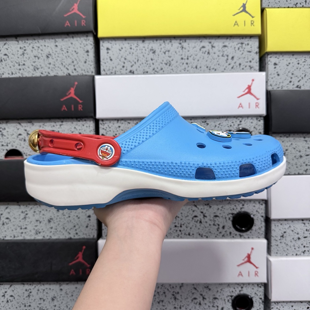 Crocs Classic Clog - Image 4