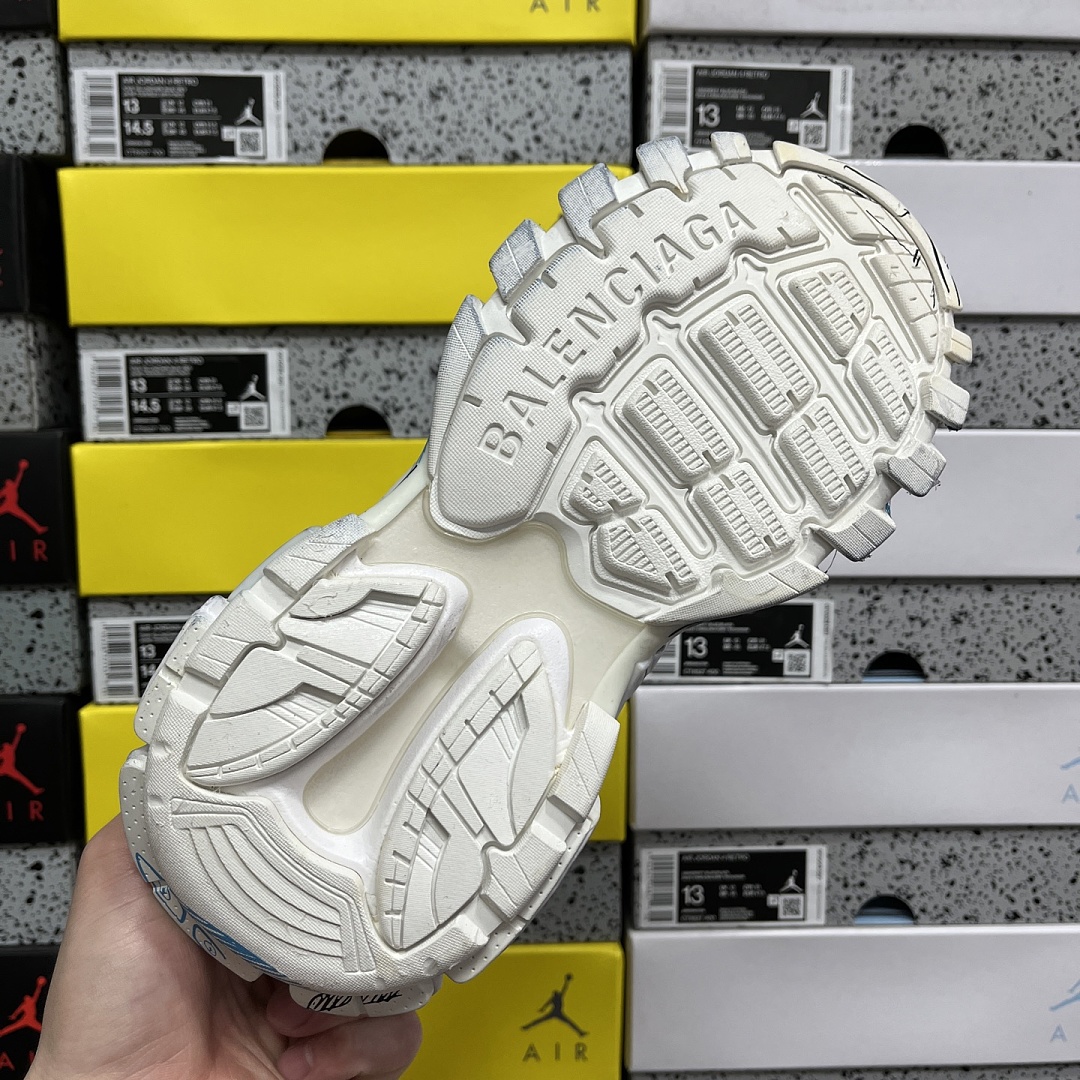 Balenciaga BLCG Track 3.0 - Image 9